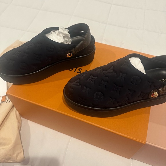 Louis Vuitton Black Monogram Slip-Ons - Picture 2 of 8